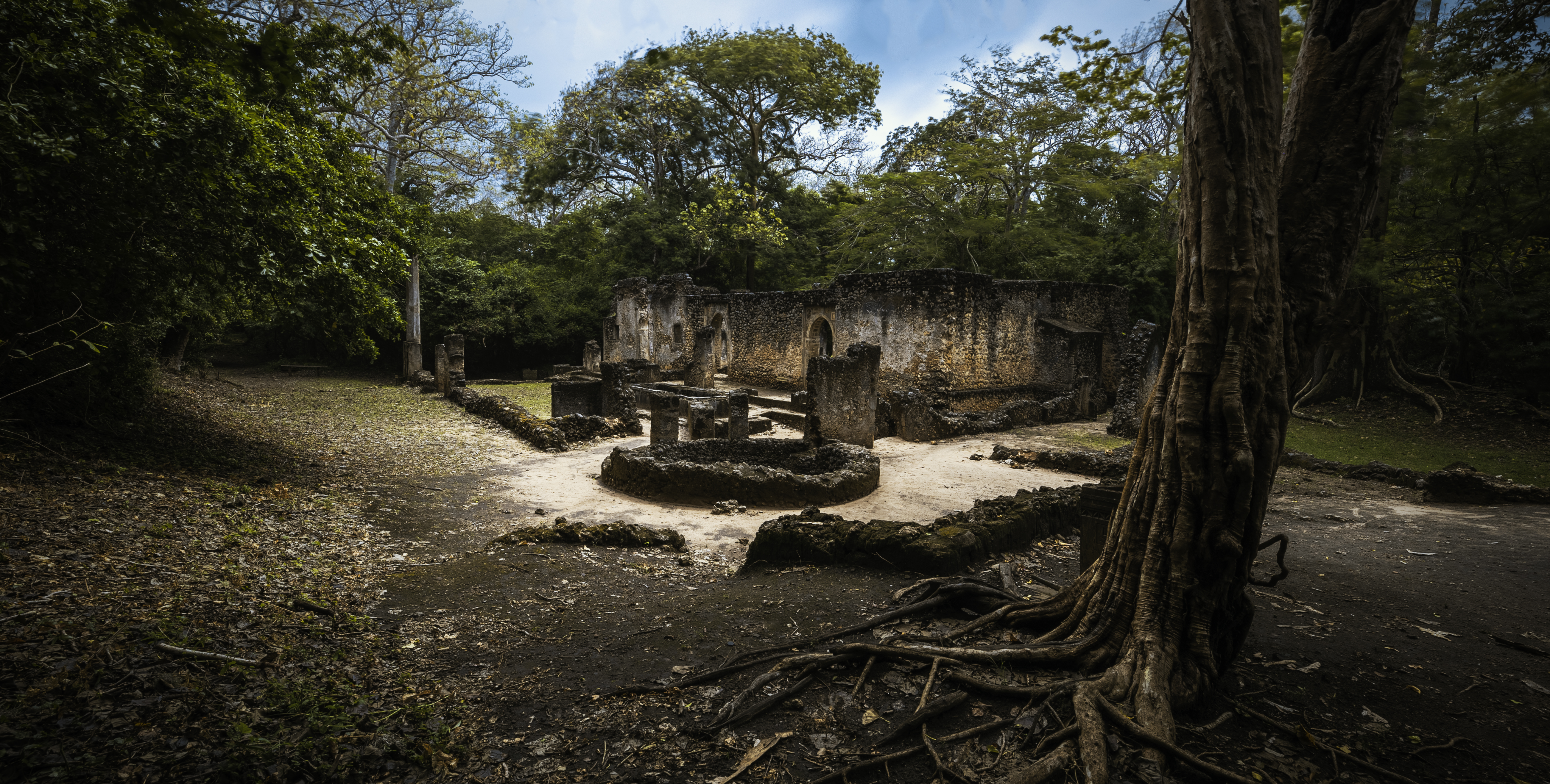 Explore Gede Ruins