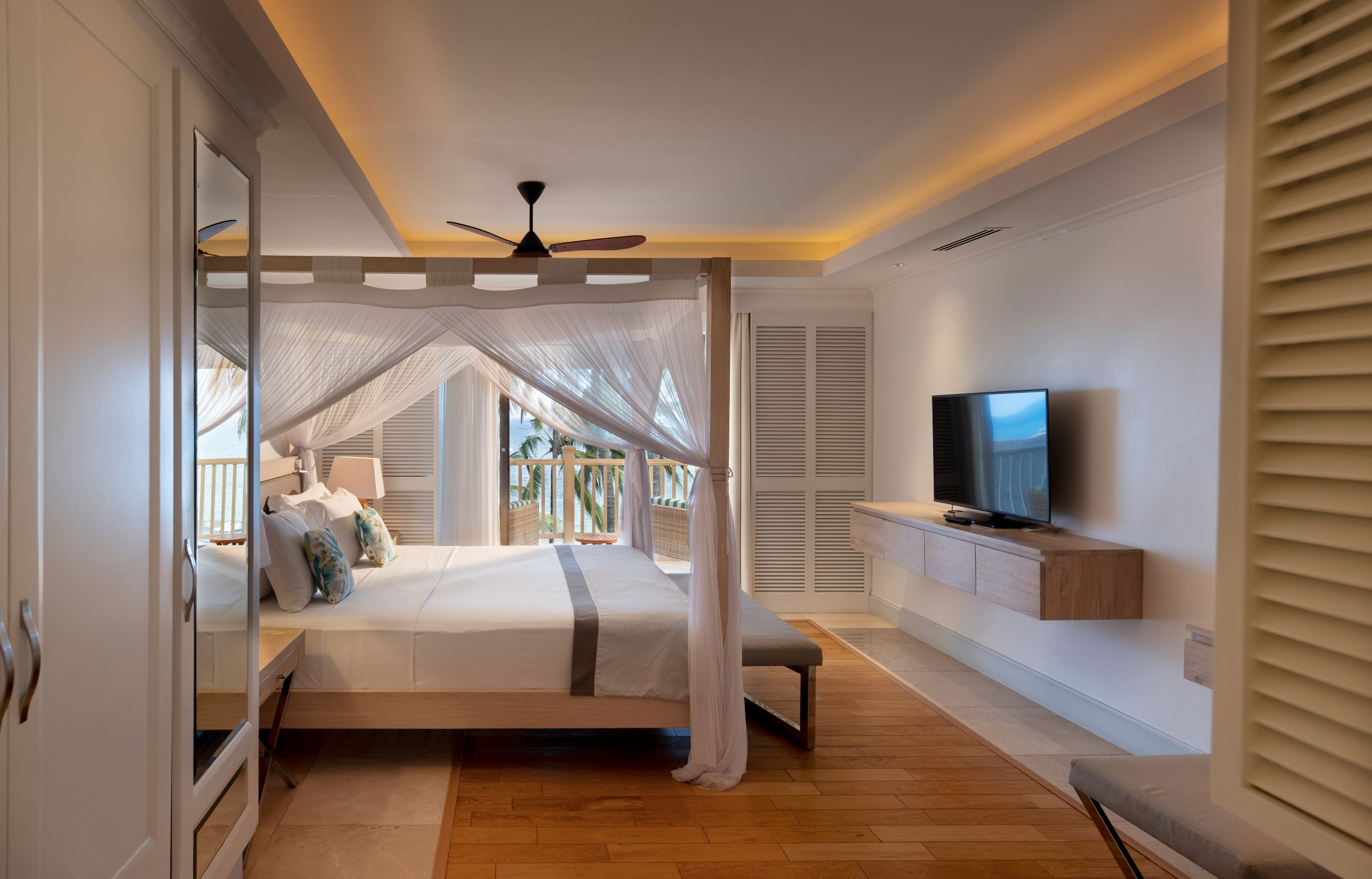 1 Bedroom Ocean View Suite_2