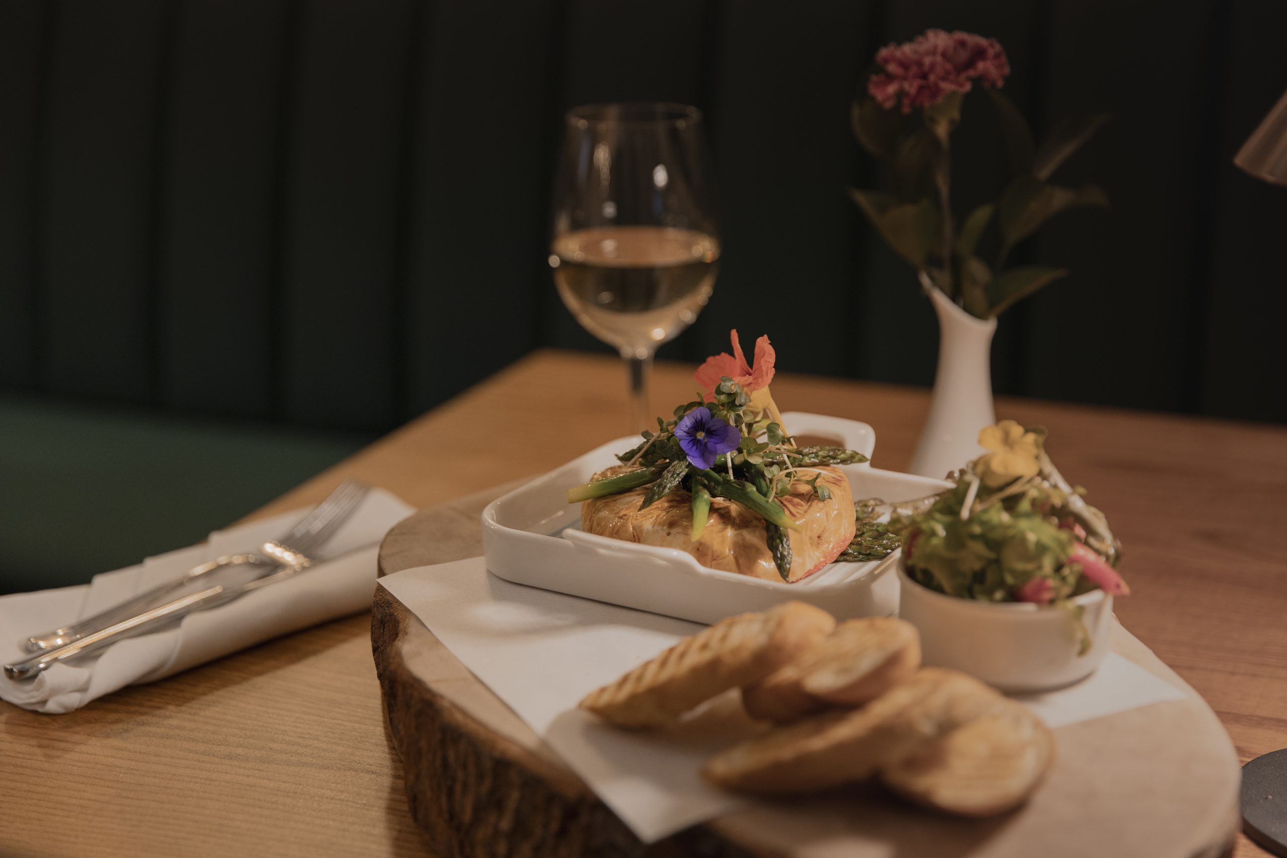 Brasserie Meal Set Up