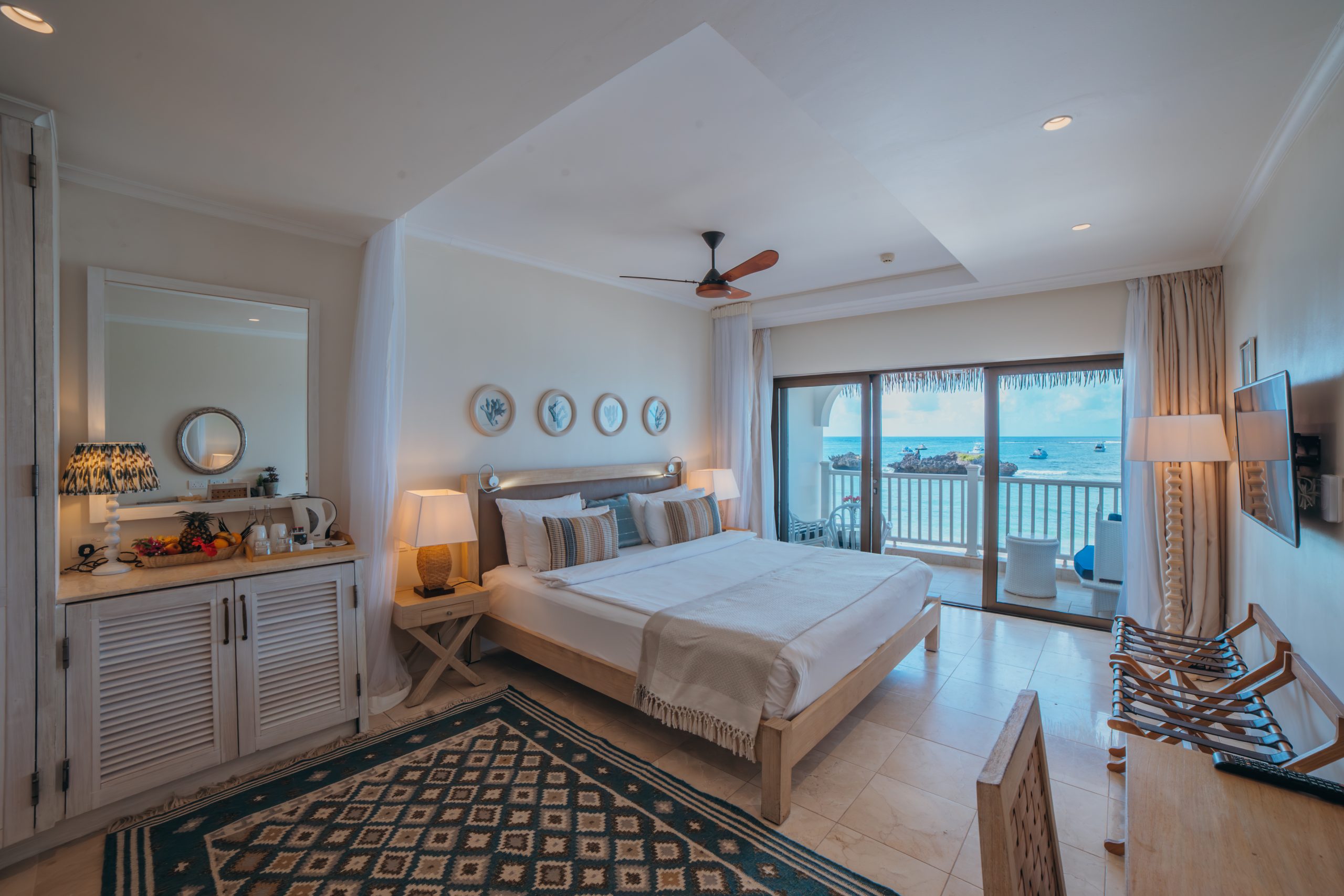 Buluu-Poppy_Chiara-Parazzi_Sirai-Beach-3