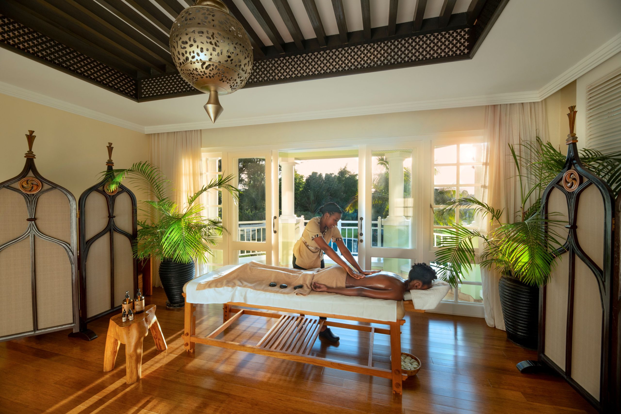 Hemingways_Nairobi_Spa_pool_15