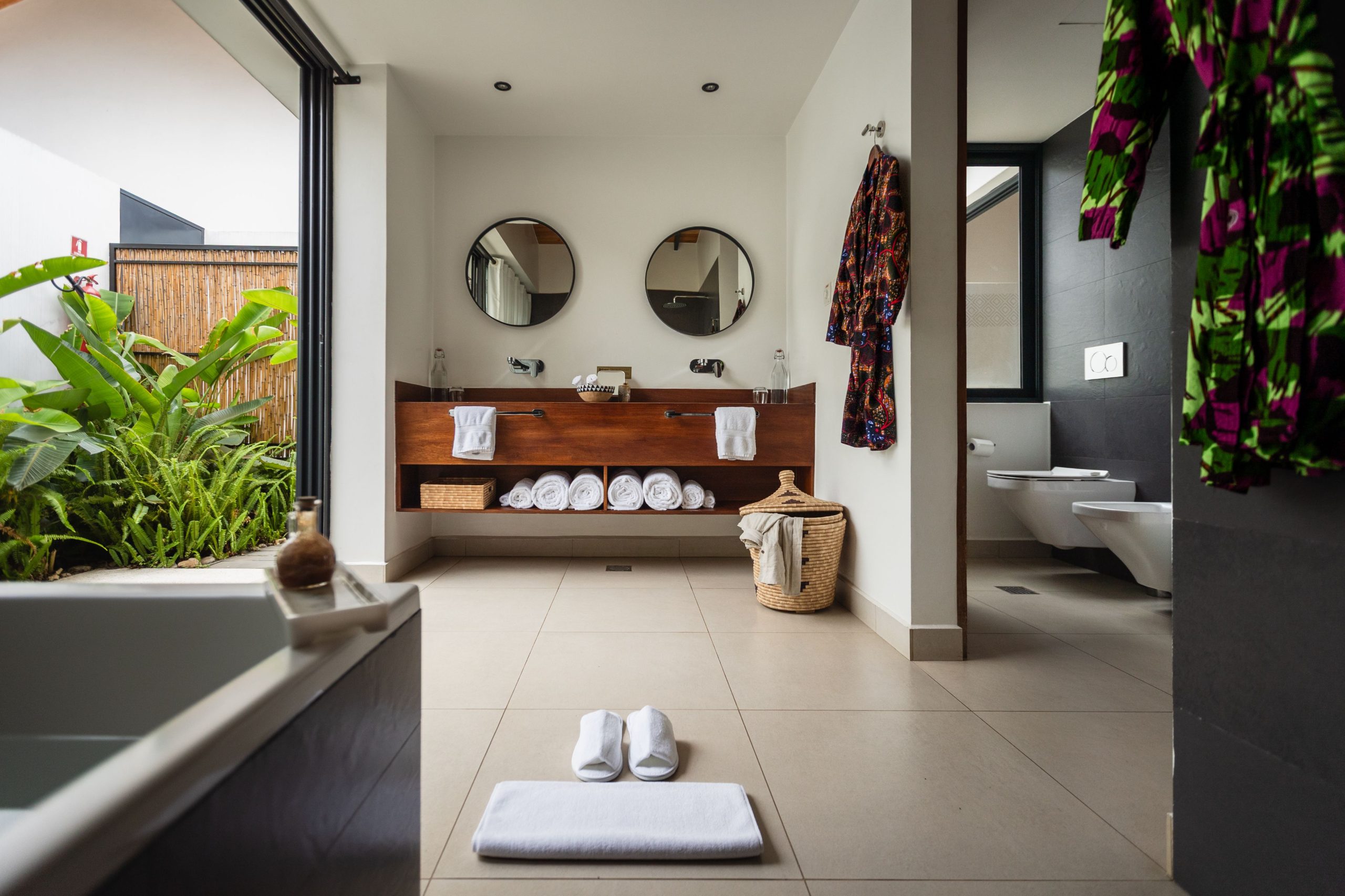 Luxury Pool Villa Bathroom 7- TC 2025