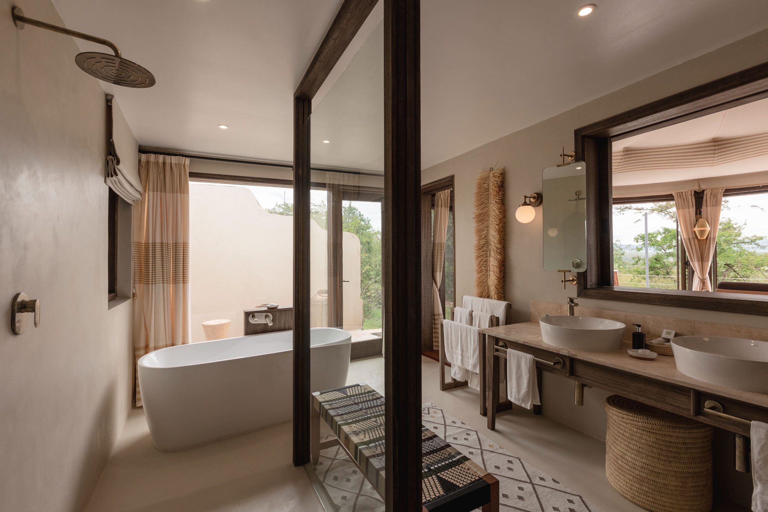 Simba Private Villa Bathroom