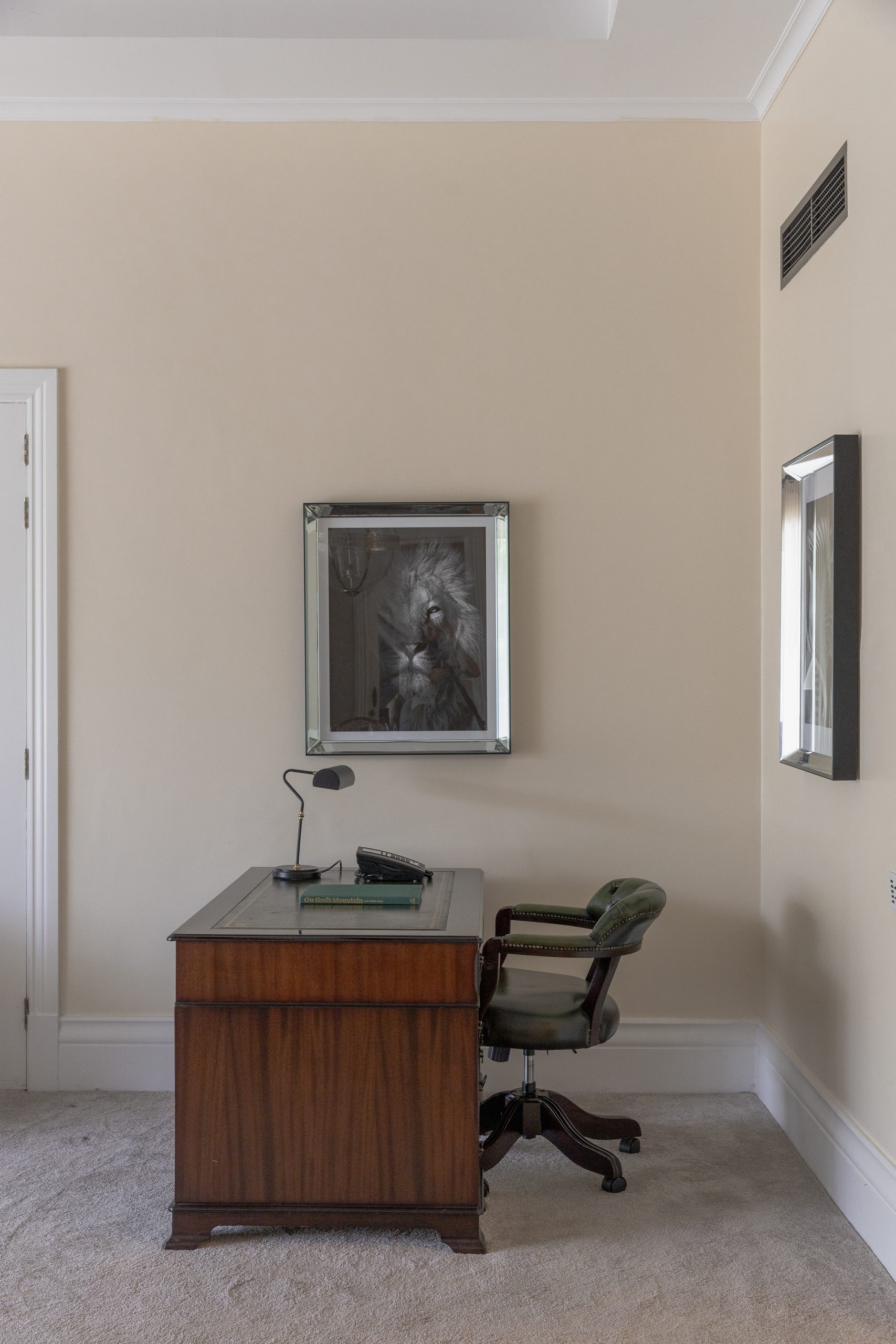 Blixen Suite Study