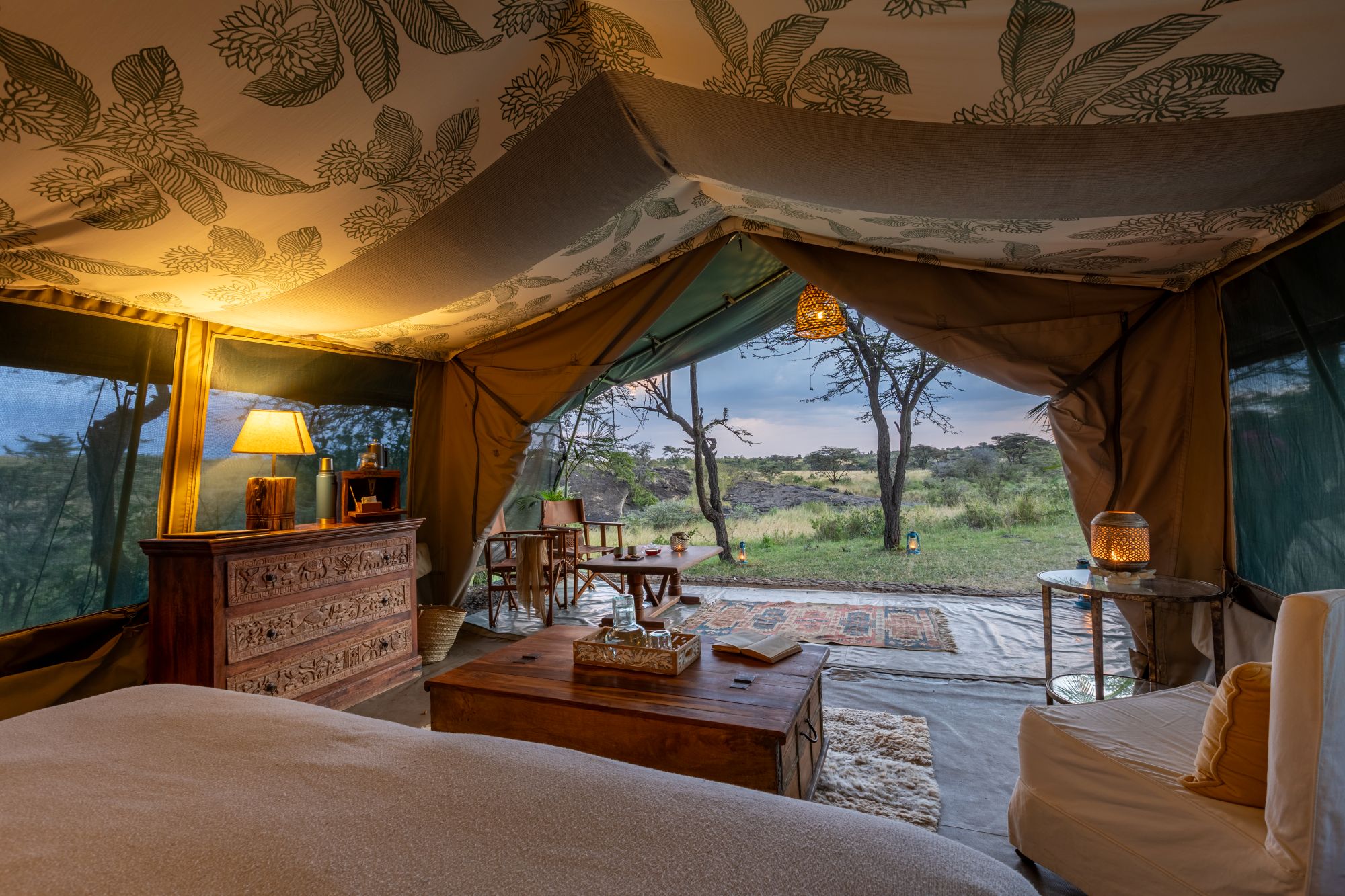 Tent exterior view – 1 (2)