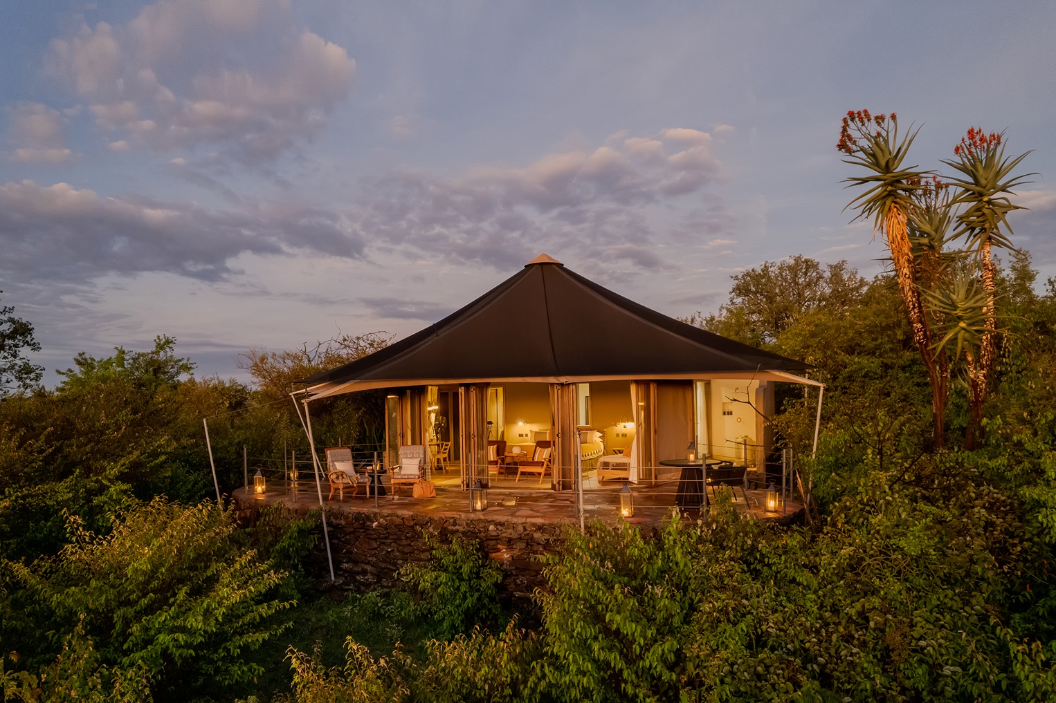 Nina Tent exterior 1