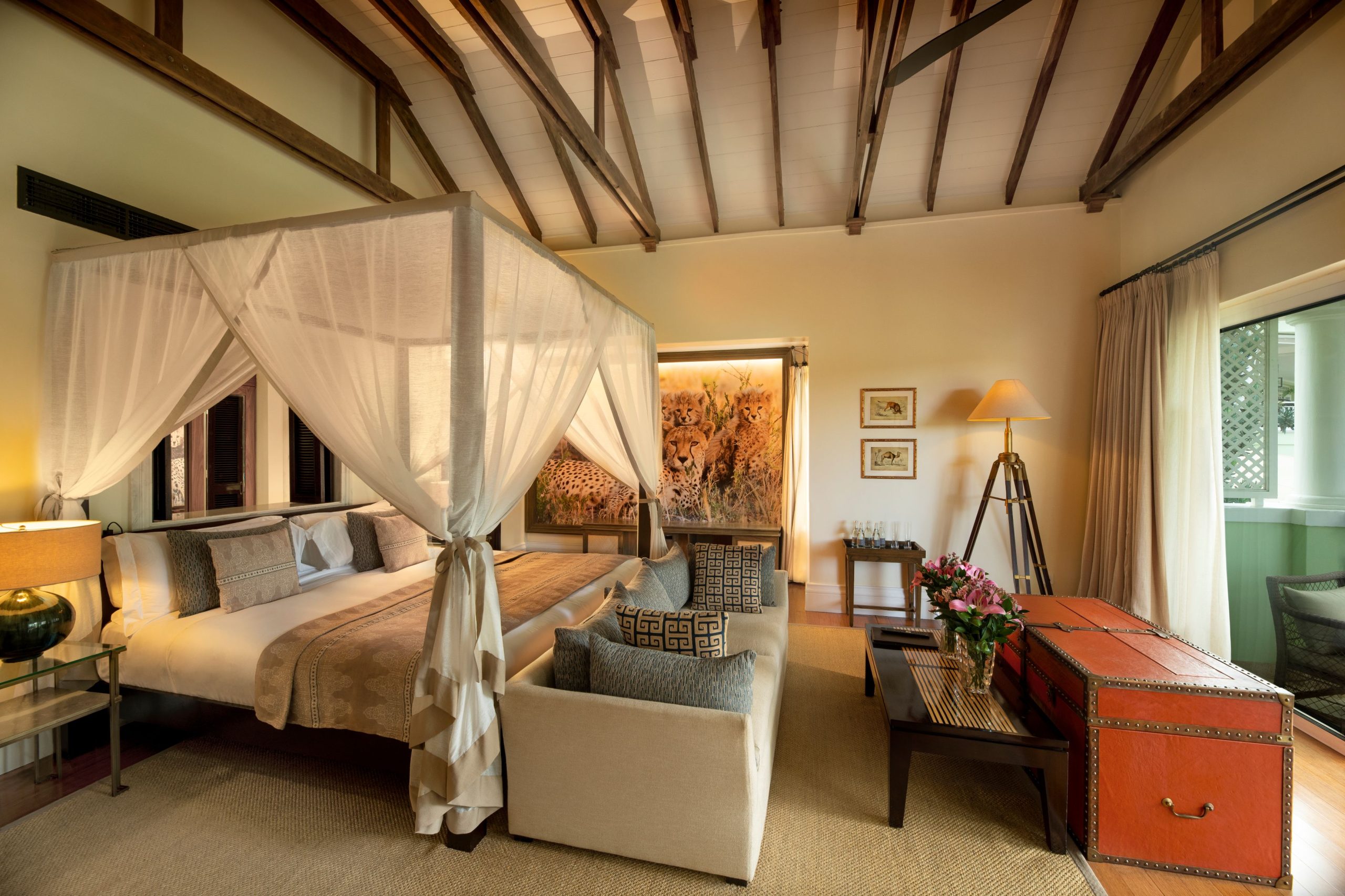 Karen_suite_02